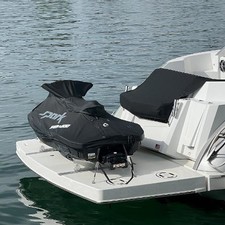 Cruisers Yachts 45 Cantius