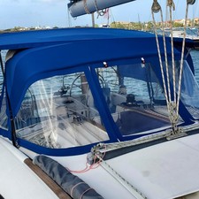 Beneteau Oceanis 43