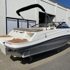 Bayliner VR5 Cuddy