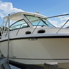 Boston Whaler 315 Conquest