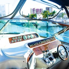 Sea Ray 400 Sundancer