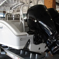 Sea Pro 259 DLX