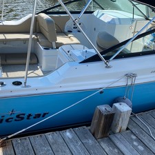 Nauticstar 2302 legacy
