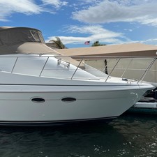 Carver 36 Mariner
