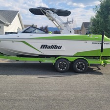 Malibu Wakesetter 22 LSV