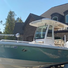 Everglades 253 Center Console