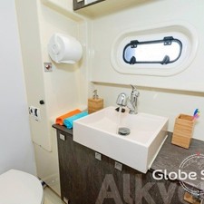 Bali catamarans 4.0 lounge