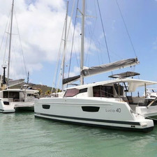 Fountaine Pajot Lucia 40