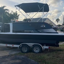 Bayliner Element XR7