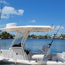 248 Sea Fox Commander