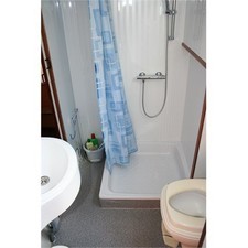 Safari Houseboat 1200