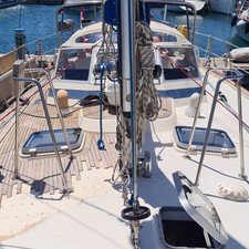 Hallberg-Rassy 42E