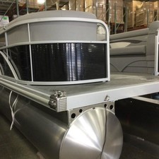 Bennington 24 sbrx