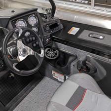 Tracker Targa V-19 WT