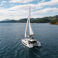 Bali 4.8 OW - 3 + 1 cab.