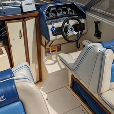 Sea Ray Sorrento 24