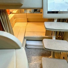 Sea Ray 335