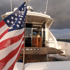 Riviera 4700 Sport Yacht
