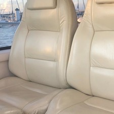 Riviera 4700 Sport Yacht