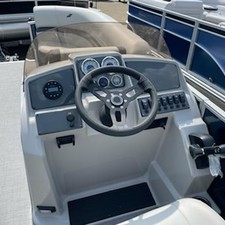 Starcraft Marine EX 22 R