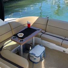 Cruisers Yachts 430 SC