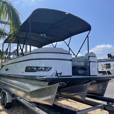 Avalon catalina 25 rf