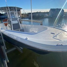 True World Marine 24