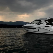 Sea Ray Sundancer 350 Coupe