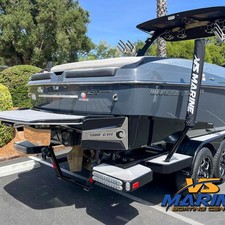 Malibu Wakesetter 25 LSV