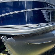 Sunchaser Boats Geneva Cruise 20 LR DH