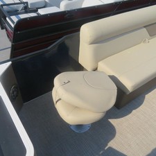 Crest Classic Fish 220 C4