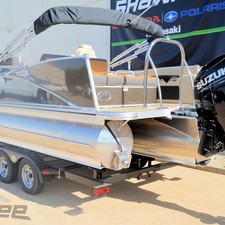 Avalon catalina 25 rf