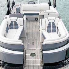 Harris Grand Mariner 270