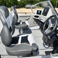 Everglades 230 cc w/ 250 verado