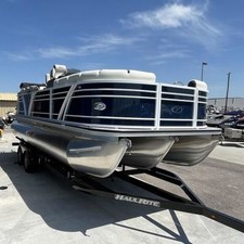 60 x 16 tri-toon passenger vessel
