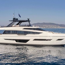 Ferretti Yachts 780