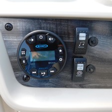 Sunchaser Boats Geneva Cruise 20 LR DH