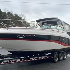 Rinker 320 Express Cruiser