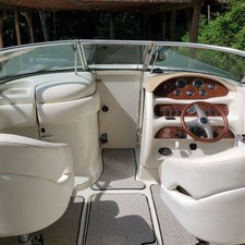 Sea ray 260 bow rider select
