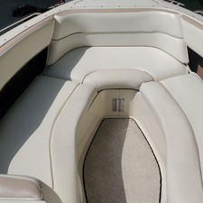 Sea ray 260 bow rider select