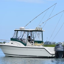 Pursuit 2870 center console