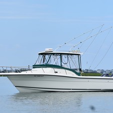 Pursuit 2870 center console