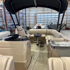 Premier Pontoons Grand Isle 250