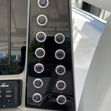 Robalo centre console r272