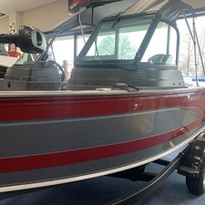 Lund Boats 1875 Impact Sport