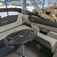 Sunchaser Boats Geneva Cruise 22 LR DH
