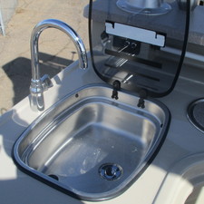 Premier Pontoons Grand Entertainer