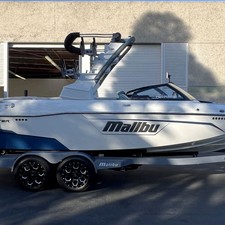 Malibu Wakesetter 23 LSV