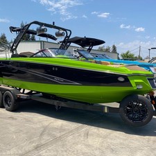 Bayliner Heyday WT-Surf