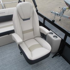 Viaggio Diamante D21S Sportoon Pontoon With A 150HP Honda Motor
